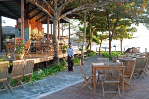 Pleasant View Restaurant and Bar at Sunset